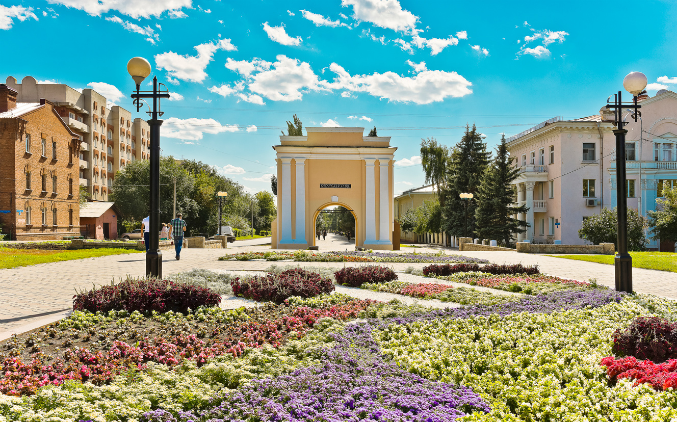 театральная площадь в омске